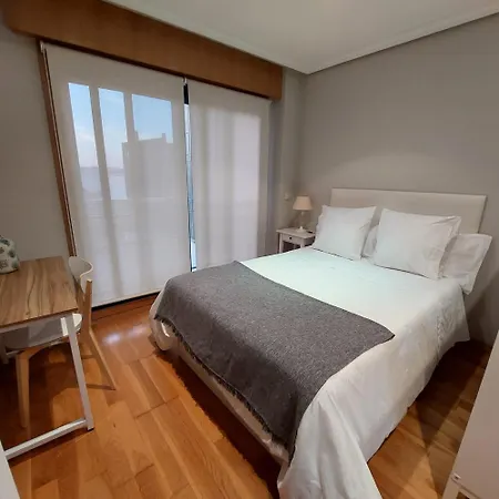 Estudio Centrico Con Garaje Y Vistas Al Mar. Apartamento