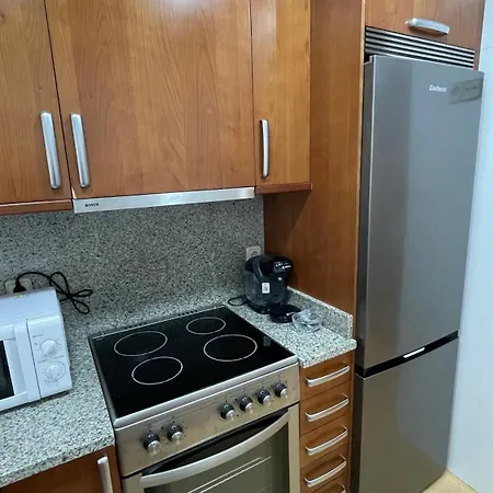 Estudio Centrico Con Garaje Y Vistas Al Mar. Apartamento Vigo