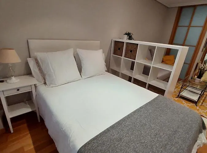 Estudio Centrico Con Garaje Y Vistas Al Mar. Apartment *